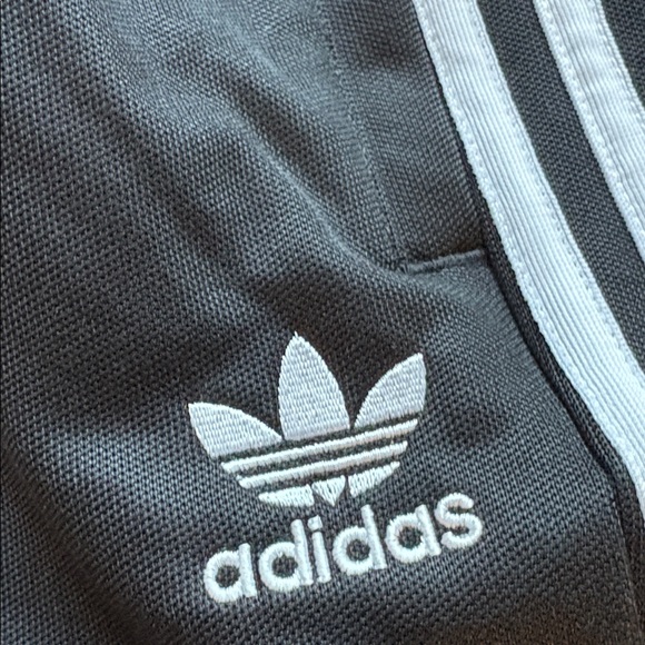 Adidas black Joggers with White Stripes size small new white tags - Picture 5 of 11